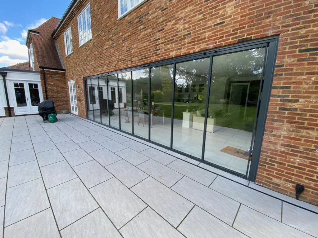 bifold-door-glass